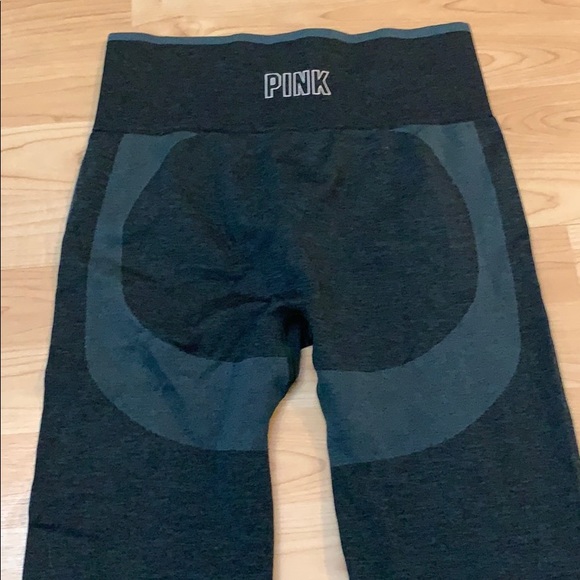 Vs pink leggings - Picture 2 of 4